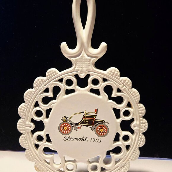 Vintage Cast Iron Trivets With Oldsmobile 1903 & Rambler 1902 Designs - Picture 2 of 7